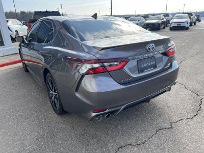 2024 Toyota Camry Hybrid SE