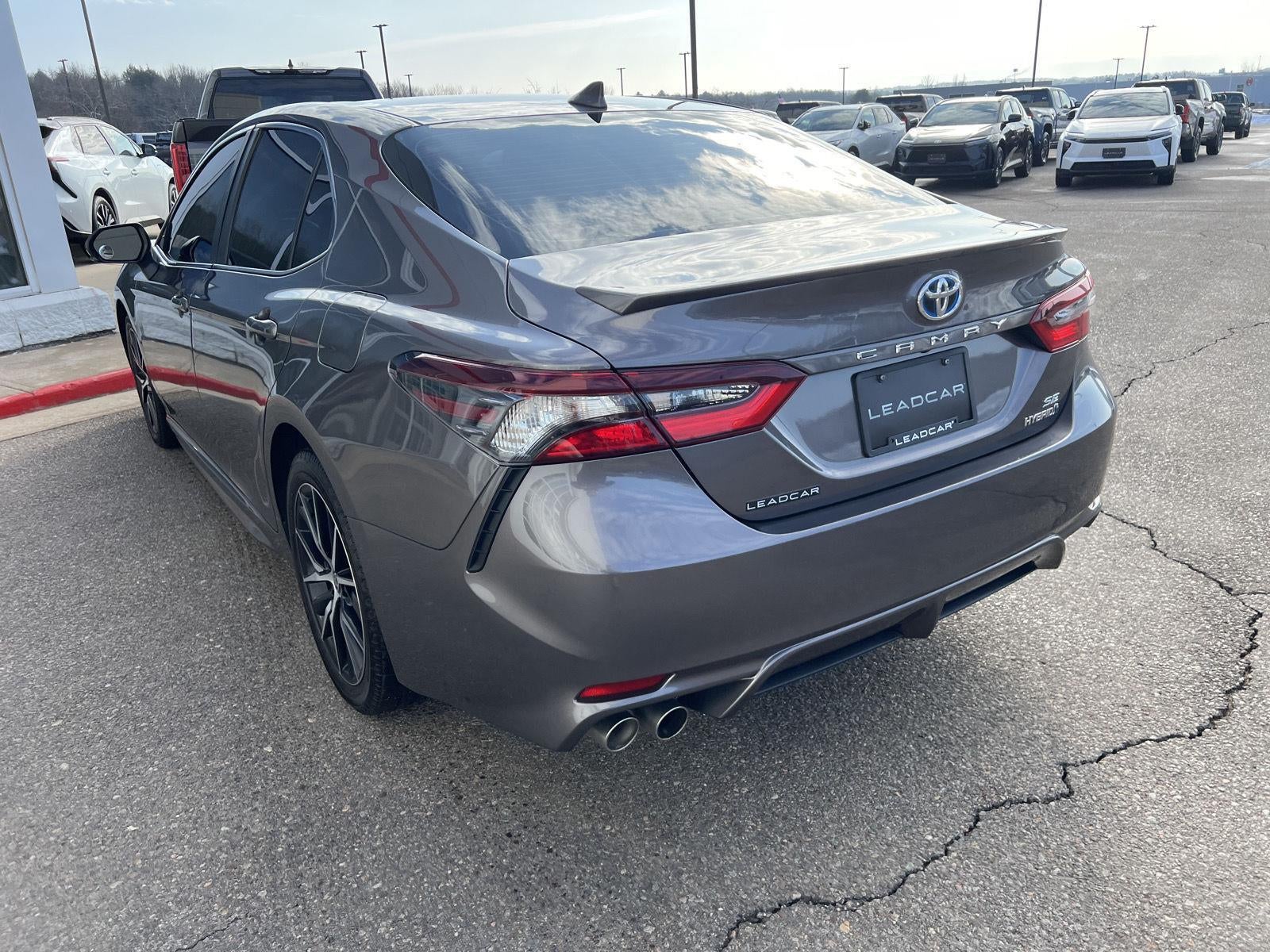 2024 Toyota Camry Hybrid SE