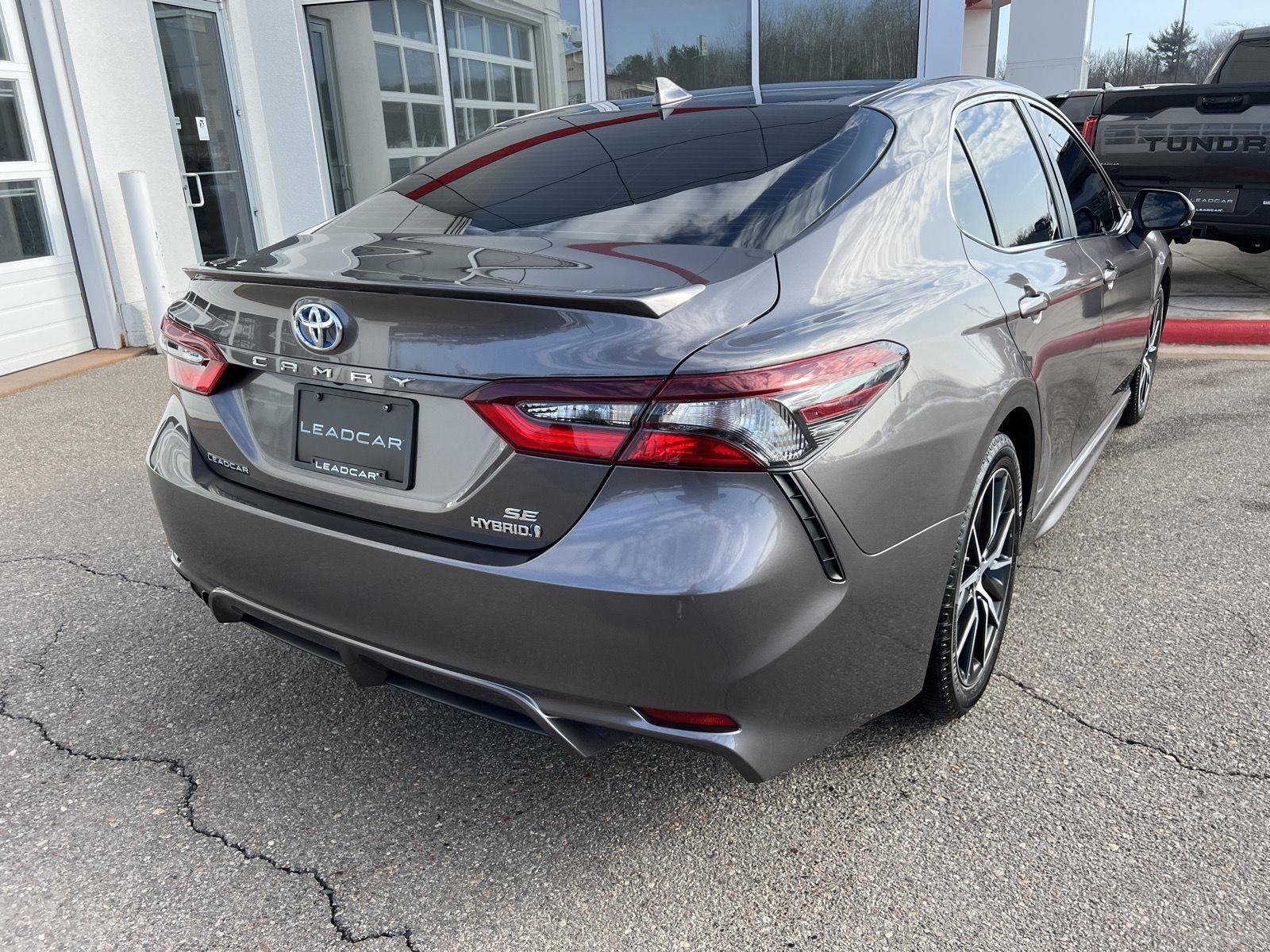 2024 Toyota Camry Hybrid SE