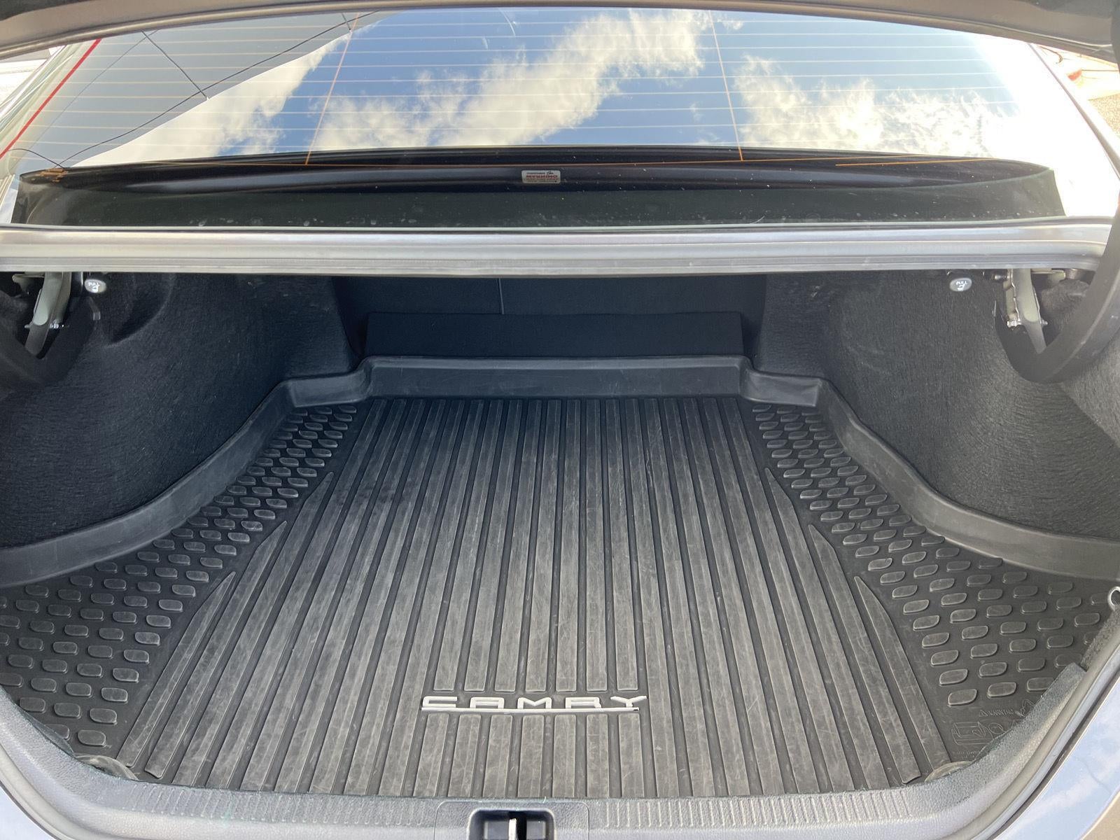 2024 Toyota Camry Hybrid SE