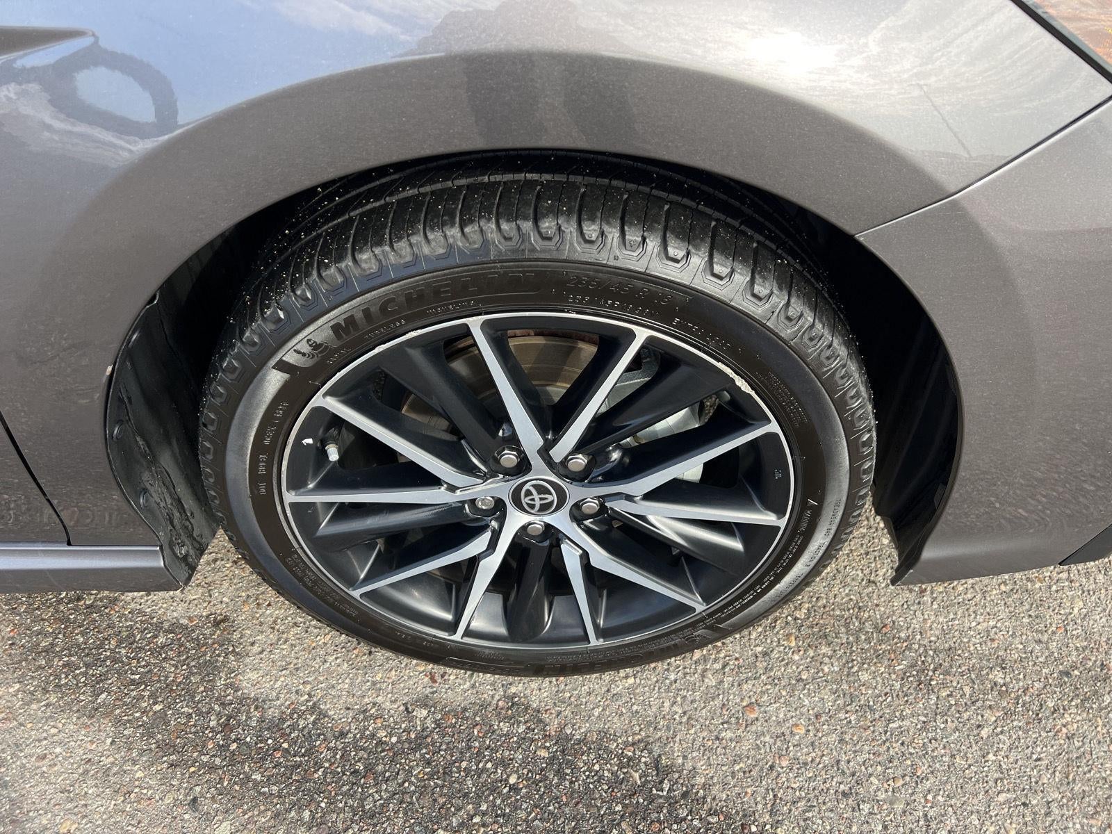 2024 Toyota Camry Hybrid SE