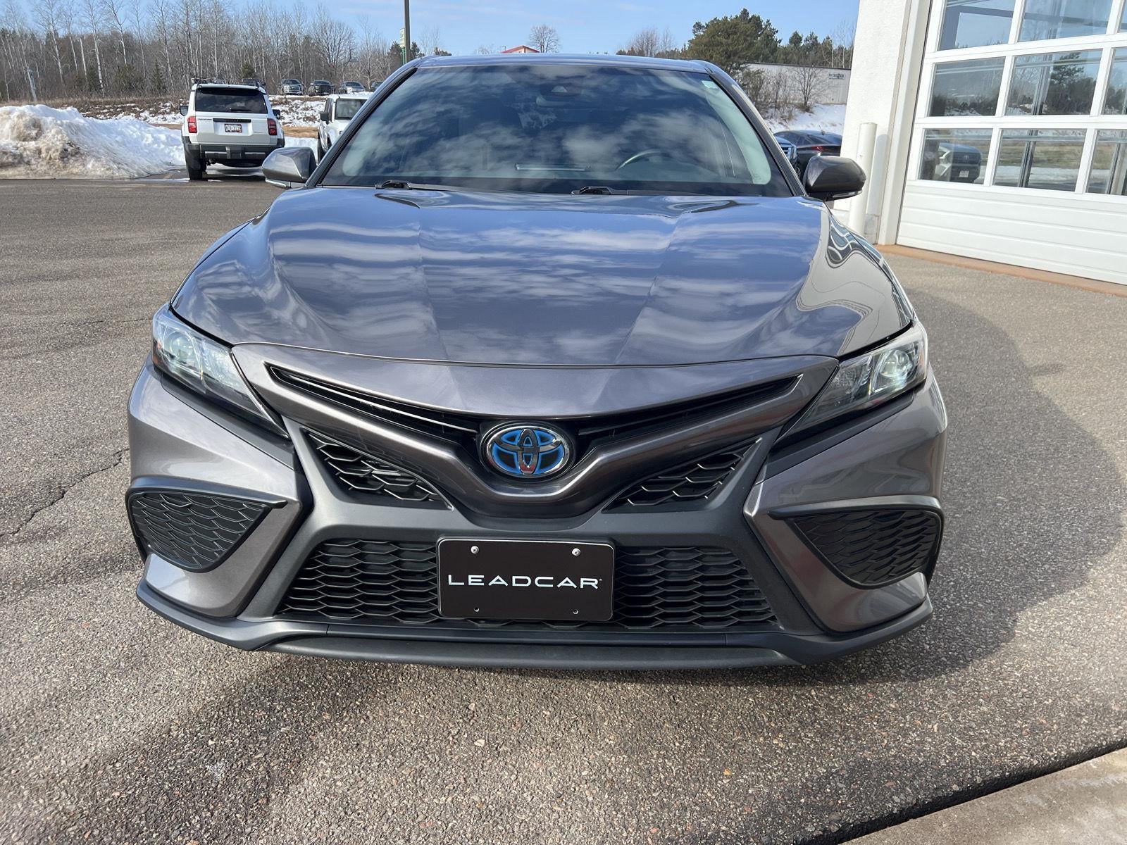 2024 Toyota Camry Hybrid SE