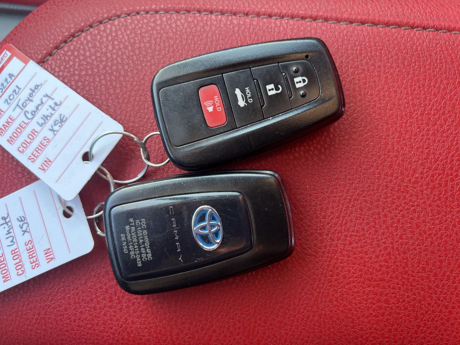 2021 Toyota Camry Hybrid XSE