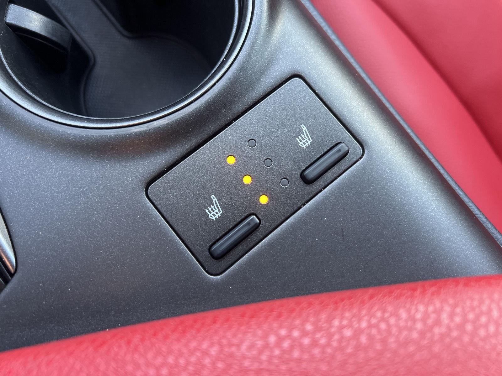 2021 Toyota Camry Hybrid XSE