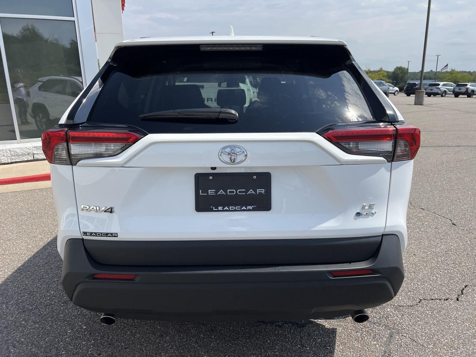 2025 Toyota Rav4 Hybrid LE