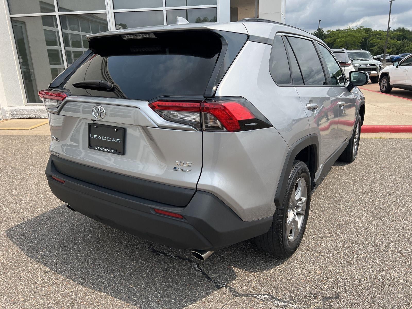 2025 Toyota Rav4 Hybrid XLE