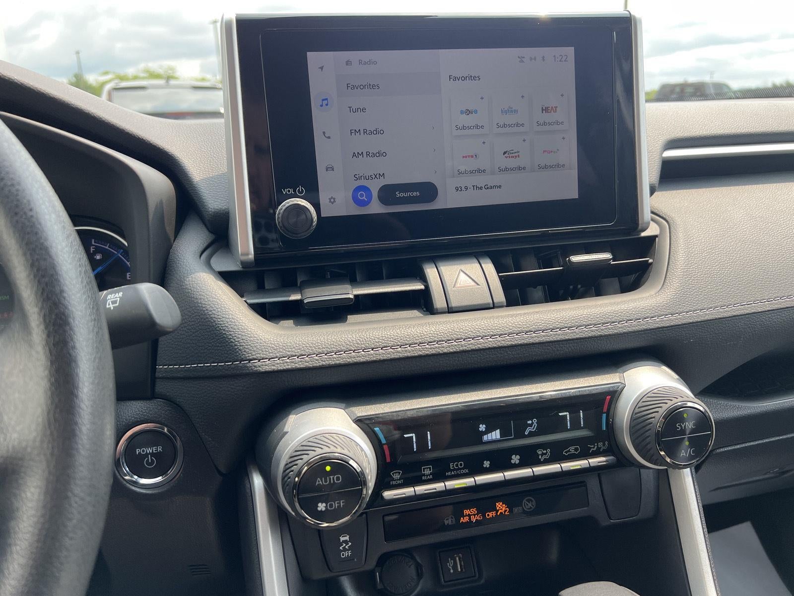 2025 Toyota Rav4 Hybrid XLE