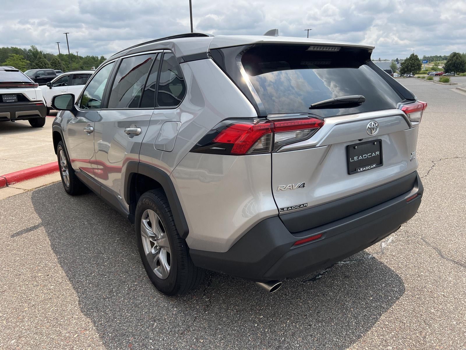 2025 Toyota Rav4 Hybrid XLE