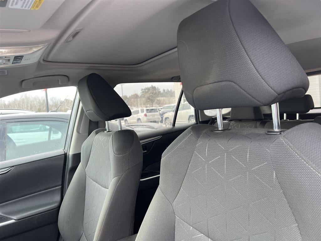 Used 2024 Toyota RAV4 XLE with VIN 4T3RWRFV3RU127637 for sale in Kansas City