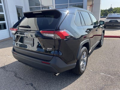 2025 Toyota RAV4 Hybrid XLE