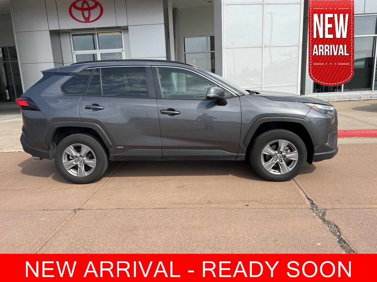 2025 Toyota RAV4 Hybrid XLE
