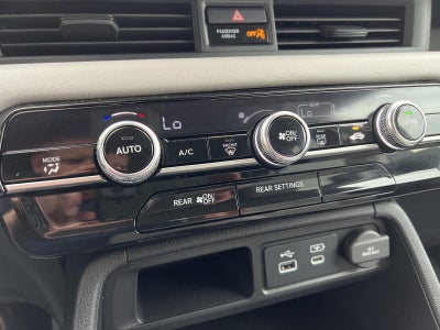 2023 Honda Pilot LX