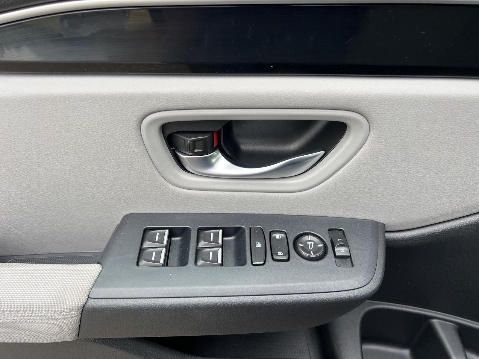 2023 Honda Pilot LX