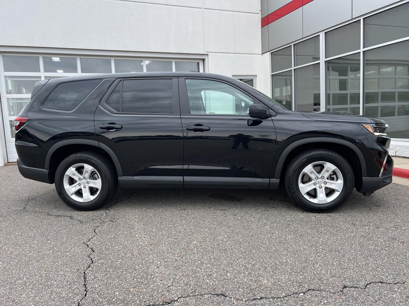2023 Honda Pilot LX