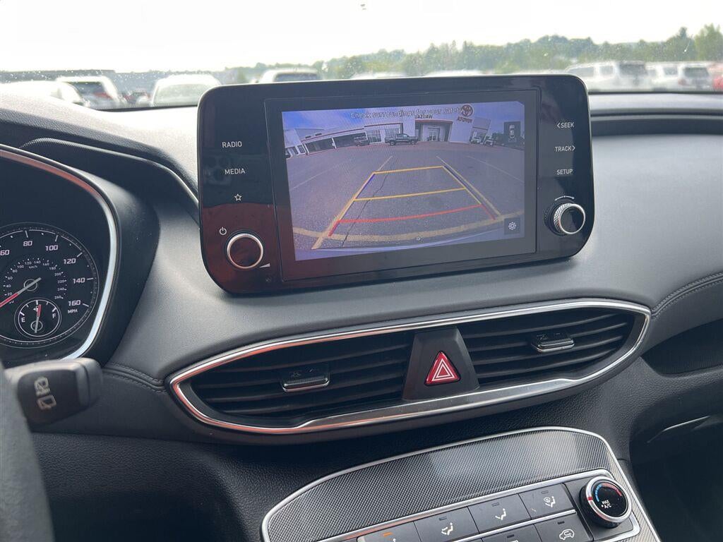 2022 Hyundai Santa Fe SE