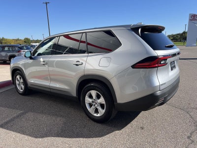 2025 Toyota Grand Highlander LE FWD