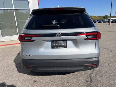 2025 Toyota Grand Highlander LE FWD