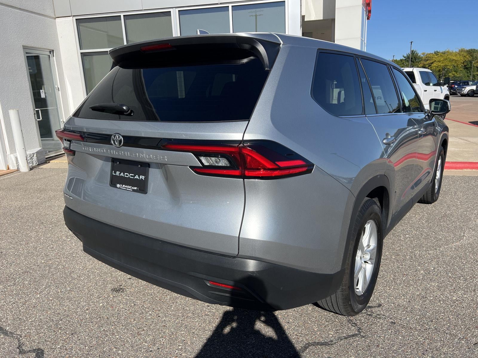 2025 Toyota Grand Highlander LE FWD