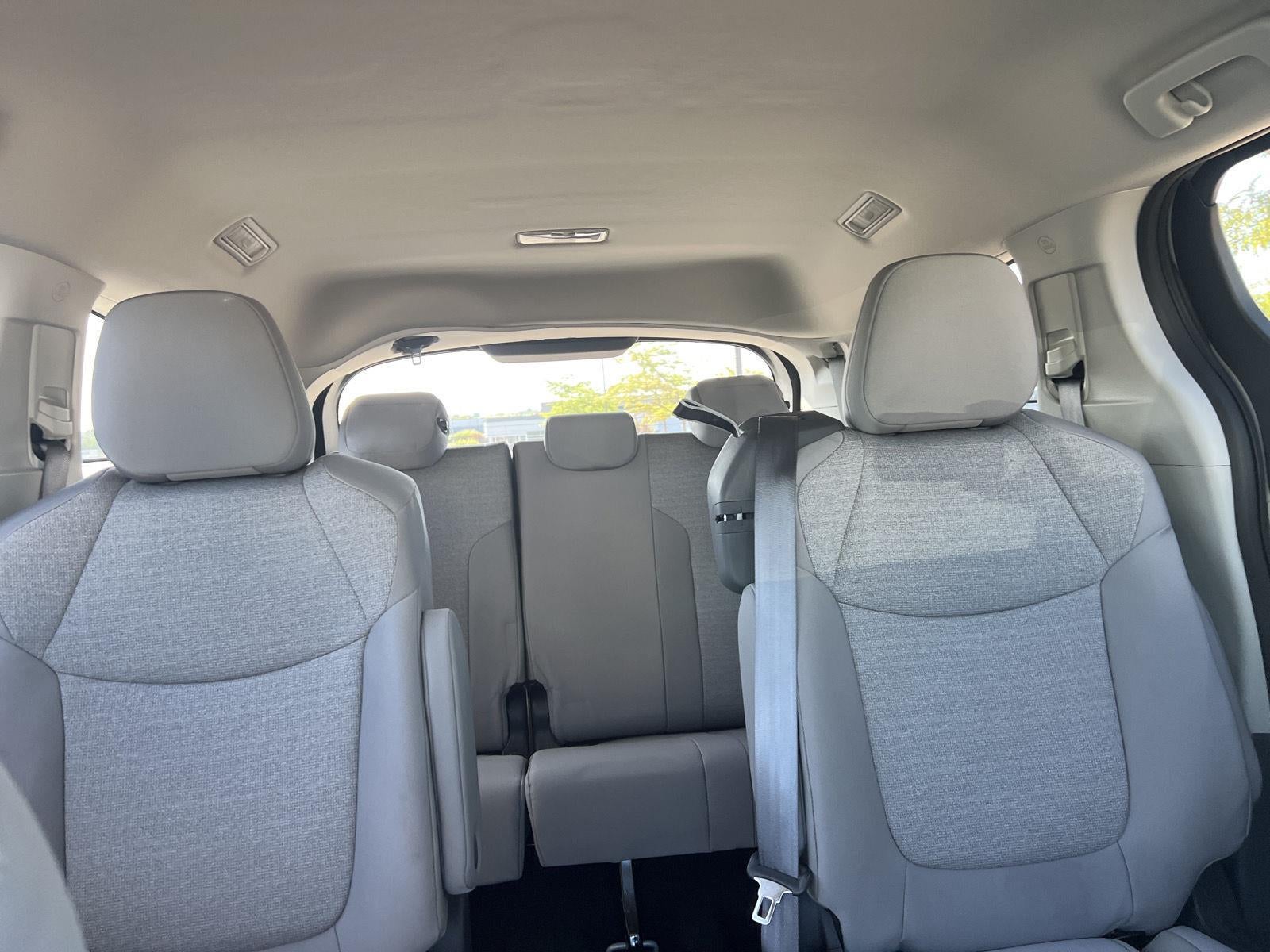2024 Toyota Sienna LE