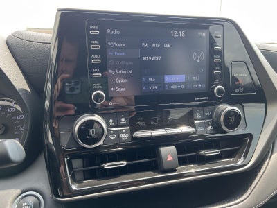 2021 Toyota Highlander L