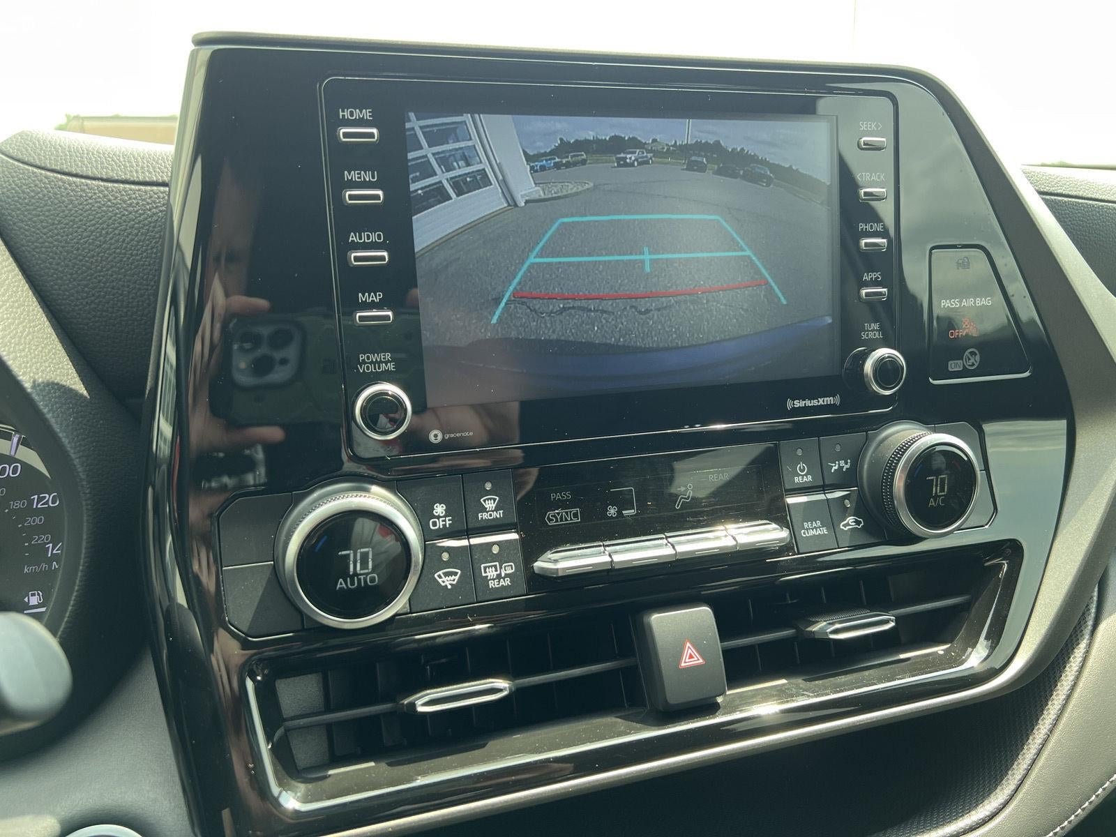2021 Toyota Highlander L