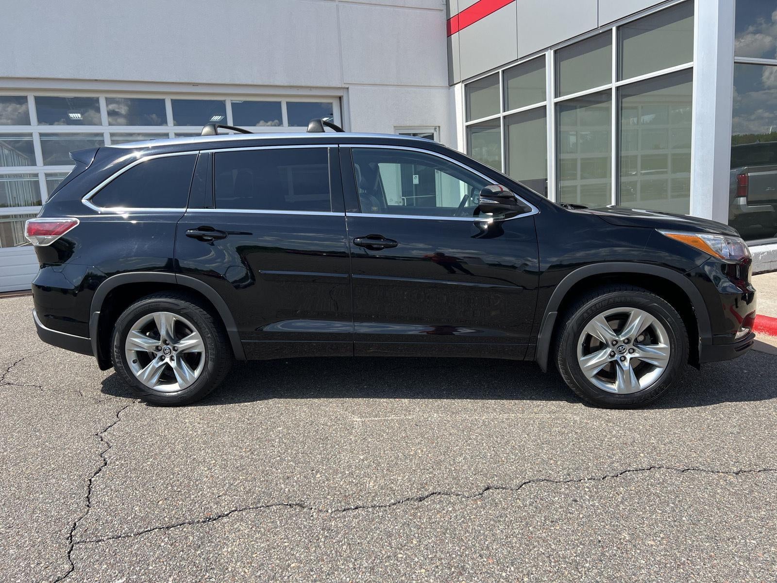 2016 Toyota Highlander Limited Platinum