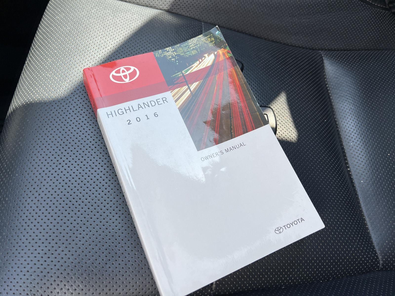 2016 Toyota Highlander Limited Platinum