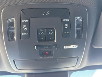 2022 Toyota Sienna XSE