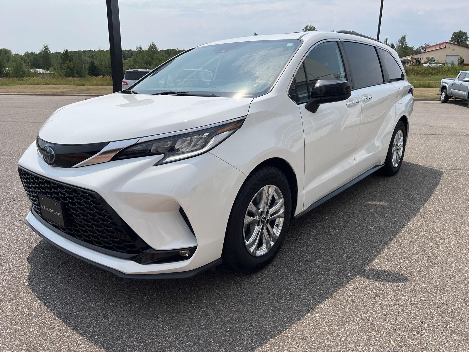 2022 Toyota Sienna XSE