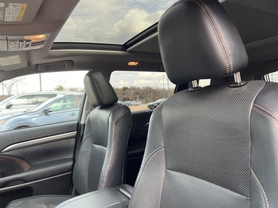 2018 Toyota Highlander Limited Platinum