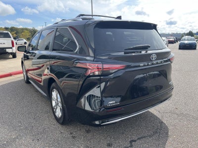 2021 Toyota Sienna Platinum