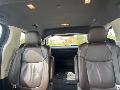 2021 Toyota Sienna Platinum