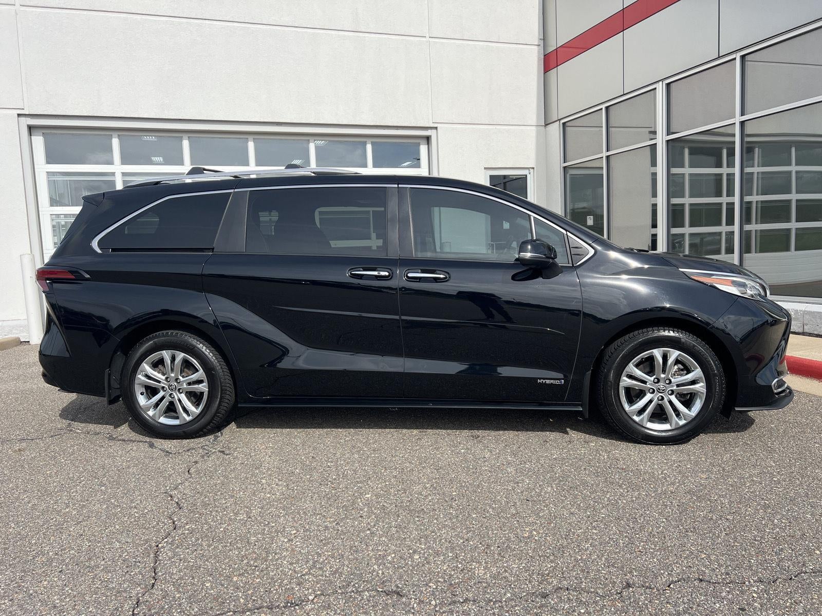 2021 Toyota Sienna Platinum