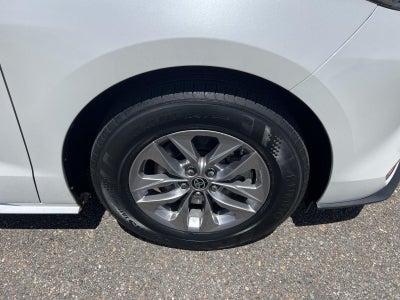 2024 Toyota SIENNA XLE AWD 7-PASSENGER