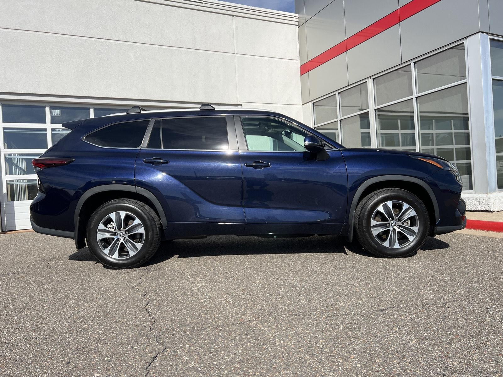 2024 Toyota Highlander XLE