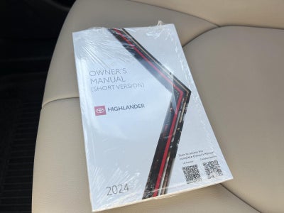 2024 Toyota Highlander XLE