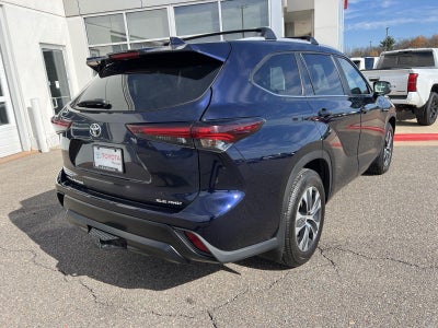 2024 Toyota Highlander XLE