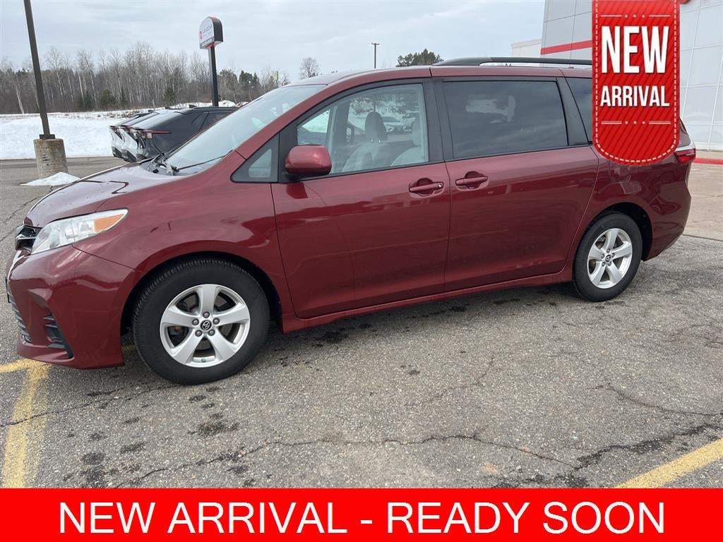 2019 Toyota SIENNA MINIVAN