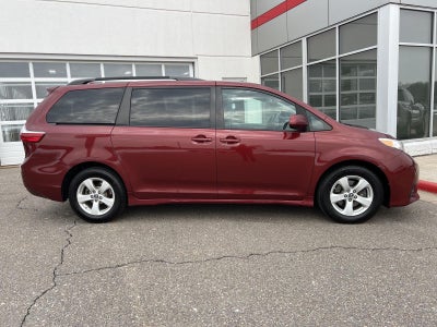 2019 Toyota SIENNA MINIVAN