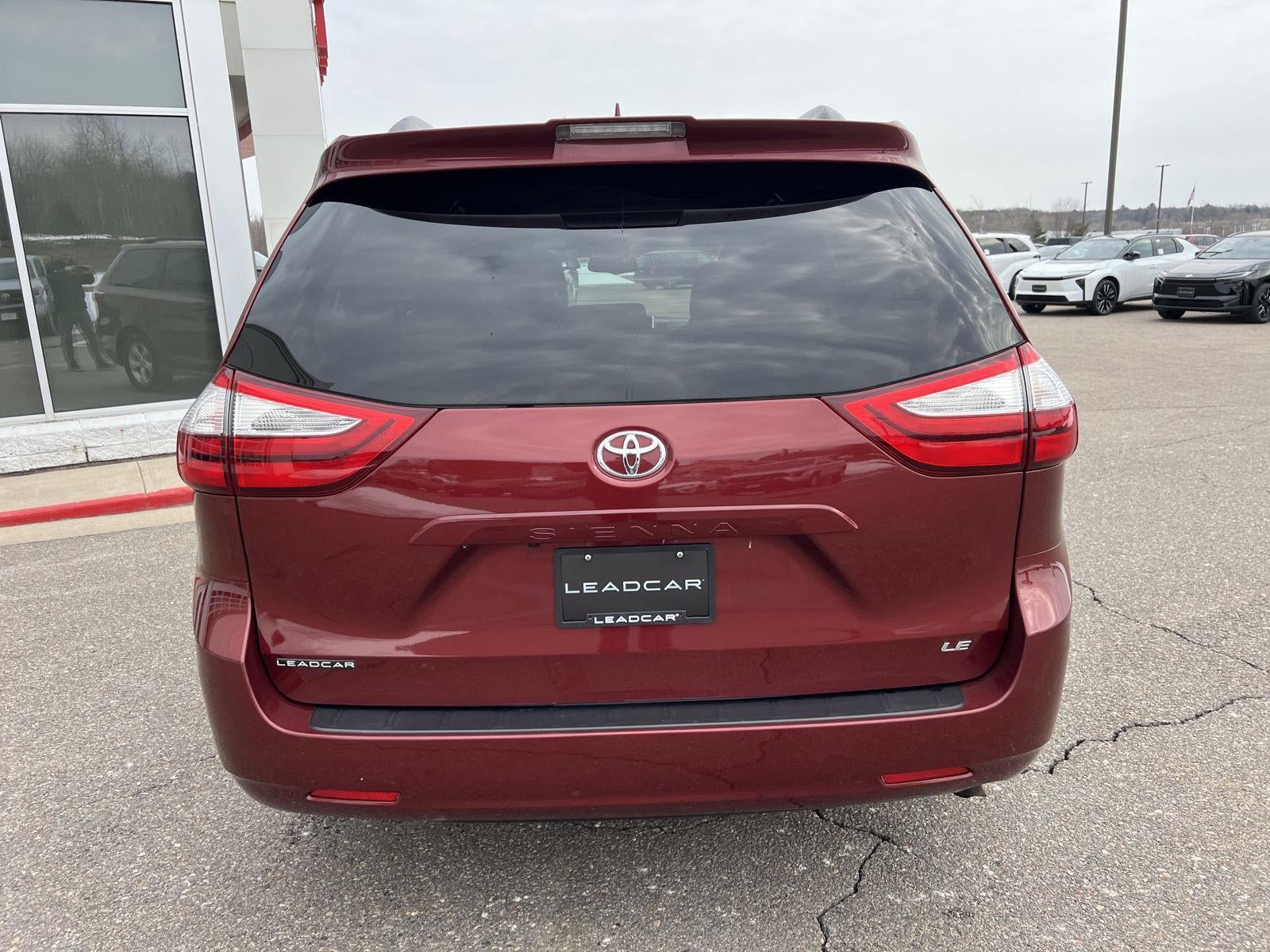 2019 Toyota SIENNA MINIVAN