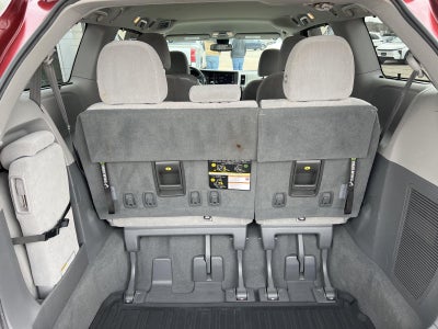2019 Toyota SIENNA MINIVAN