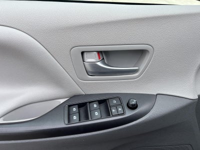 2019 Toyota SIENNA MINIVAN