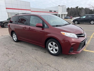 2019 Toyota SIENNA MINIVAN