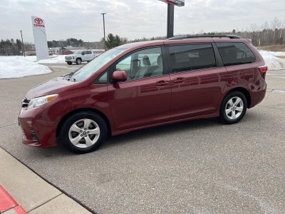2019 Toyota SIENNA MINIVAN