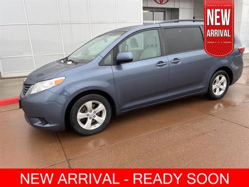 2017 Toyota SIENNA MINIVAN