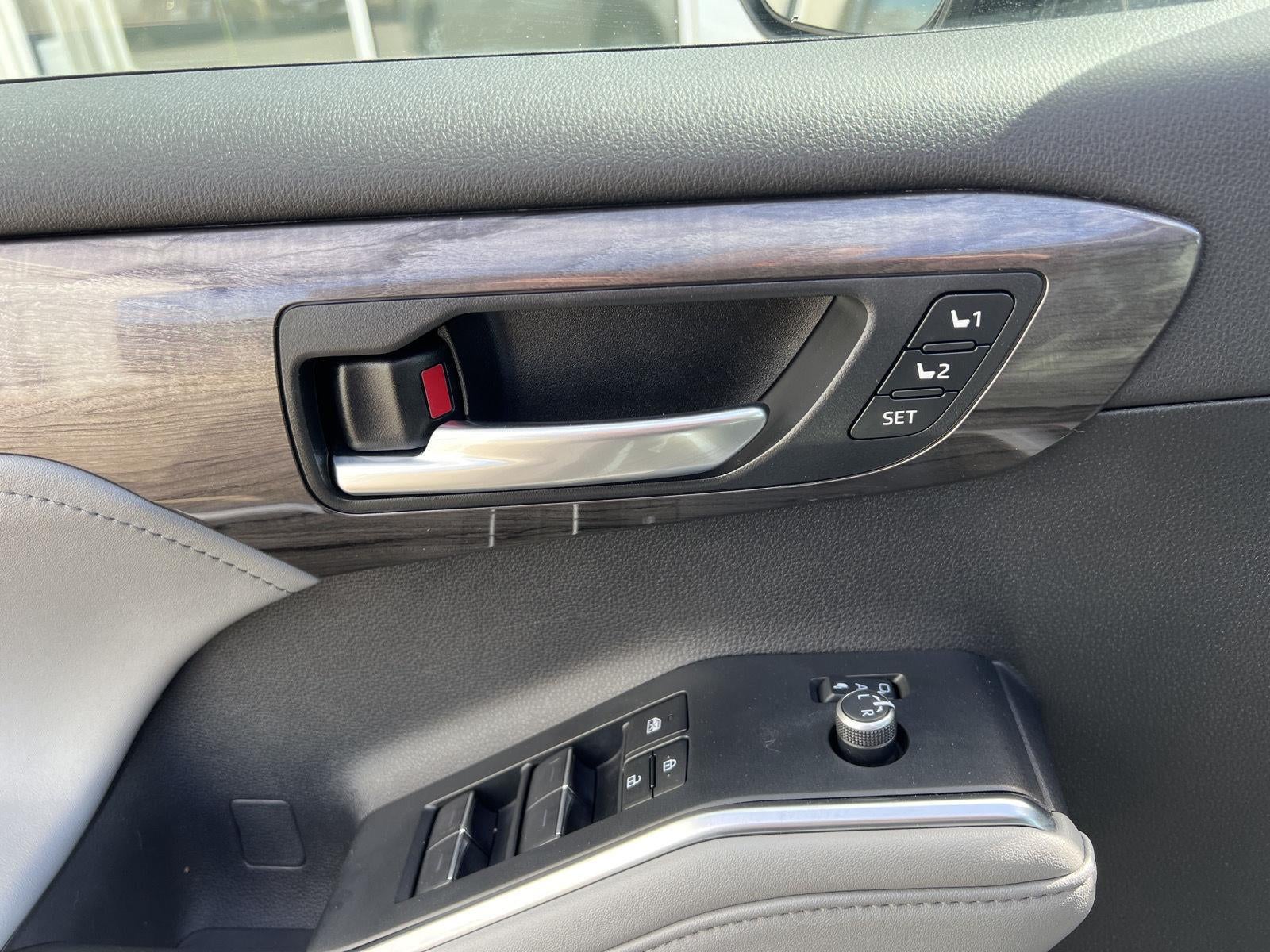 2023 Toyota Highlander Hybrid Limited