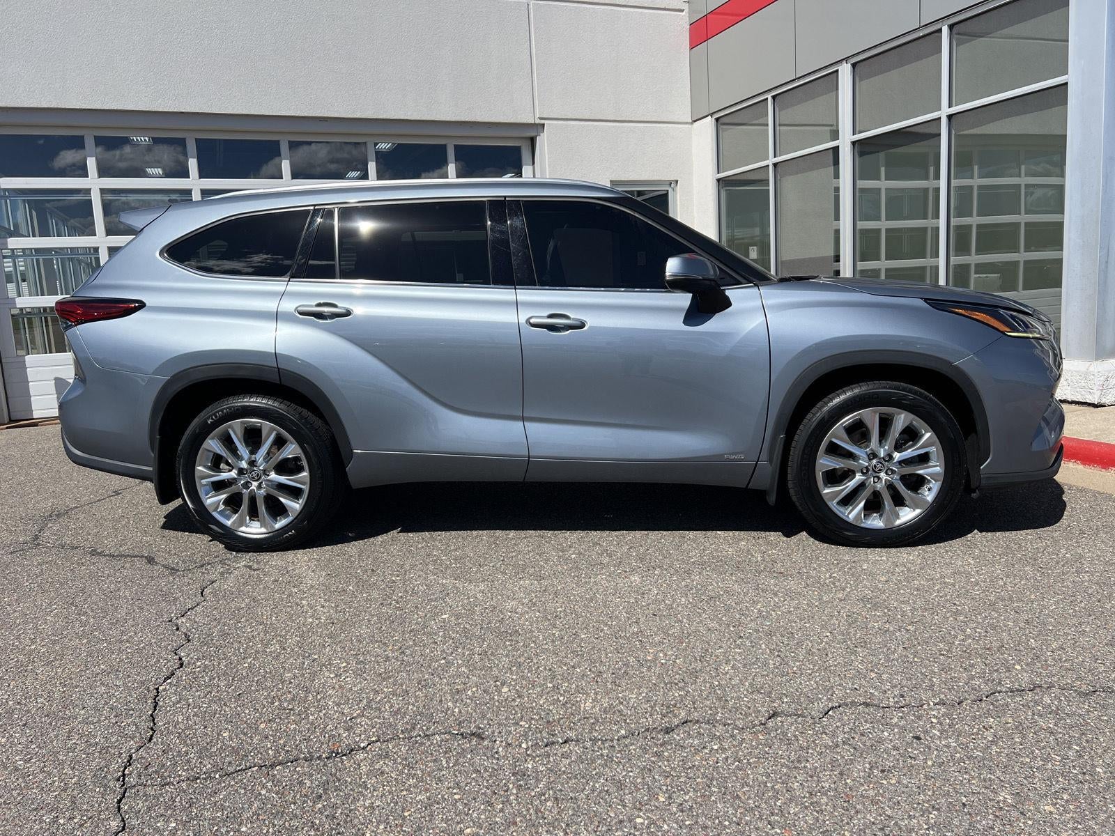 2023 Toyota Highlander Hybrid Limited