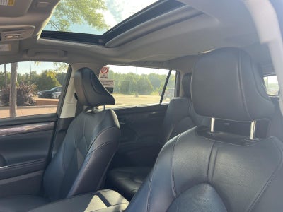 2023 Toyota Highlander Hybrid Limited