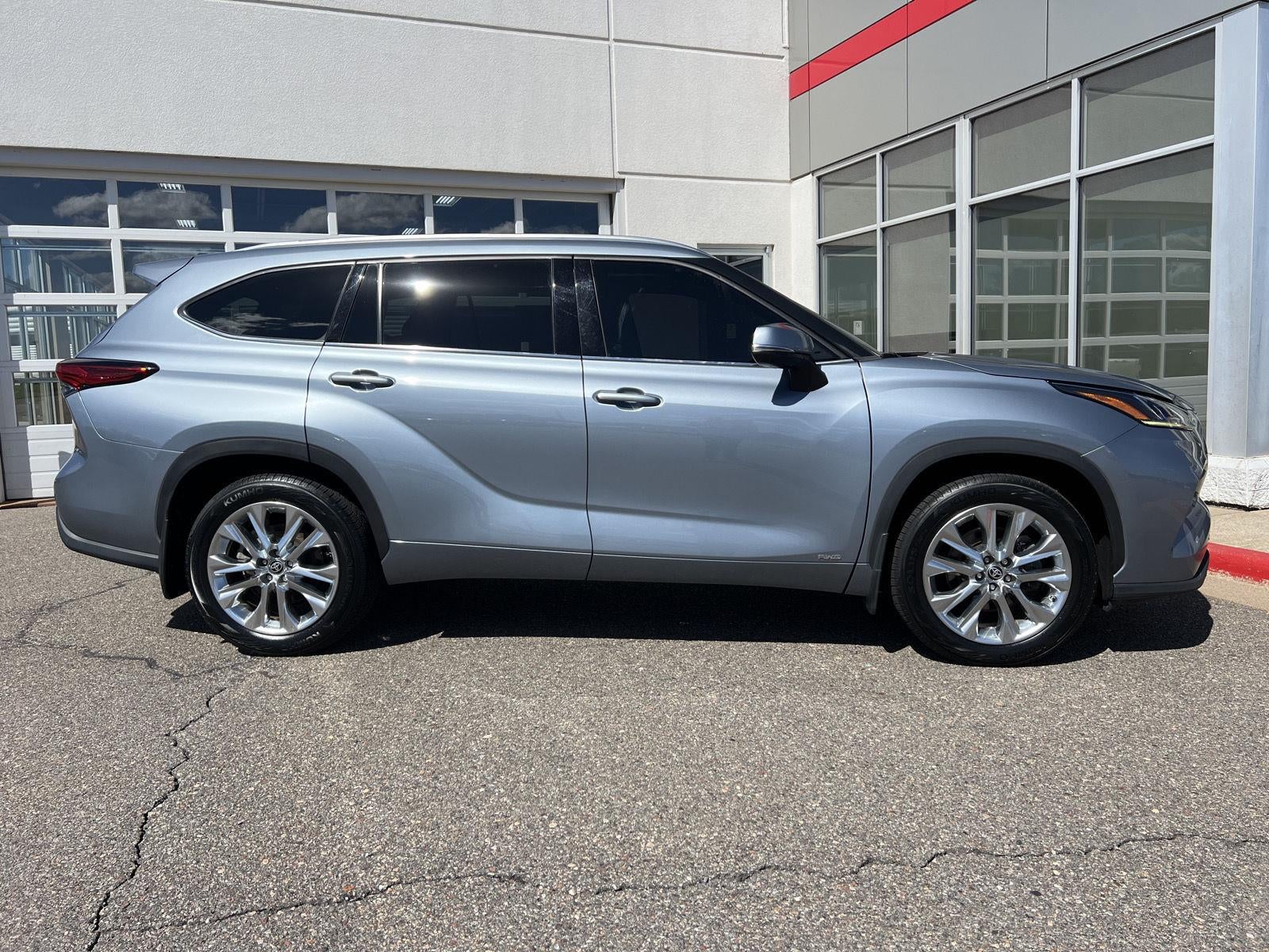 2023 Toyota Highlander Hybrid Limited