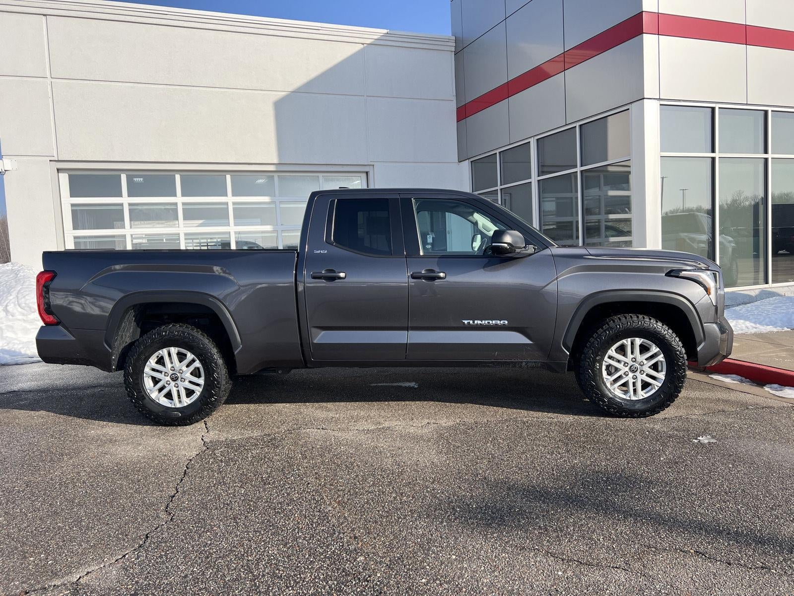 2022 Toyota Tundra SR5
